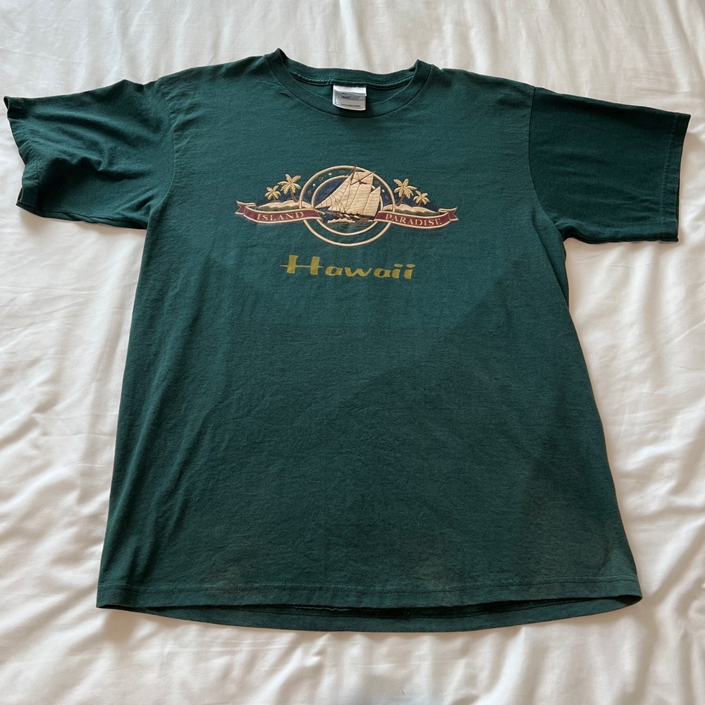 Vintage Hawaii Island Paradise Dark Green Graphic Tee